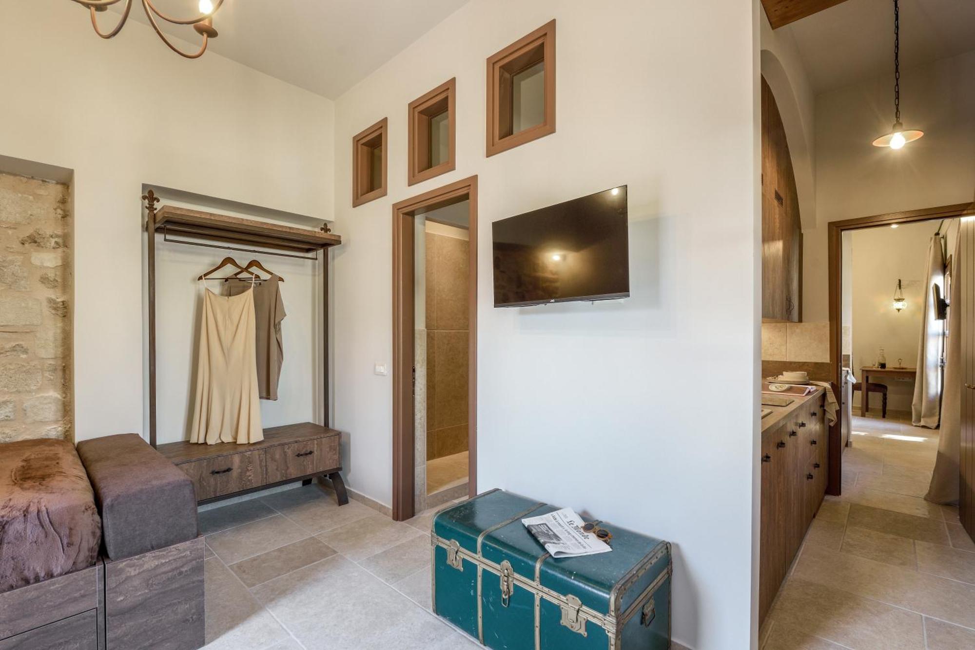 Spanish Knights Inn Rhodes City Екстериор снимка