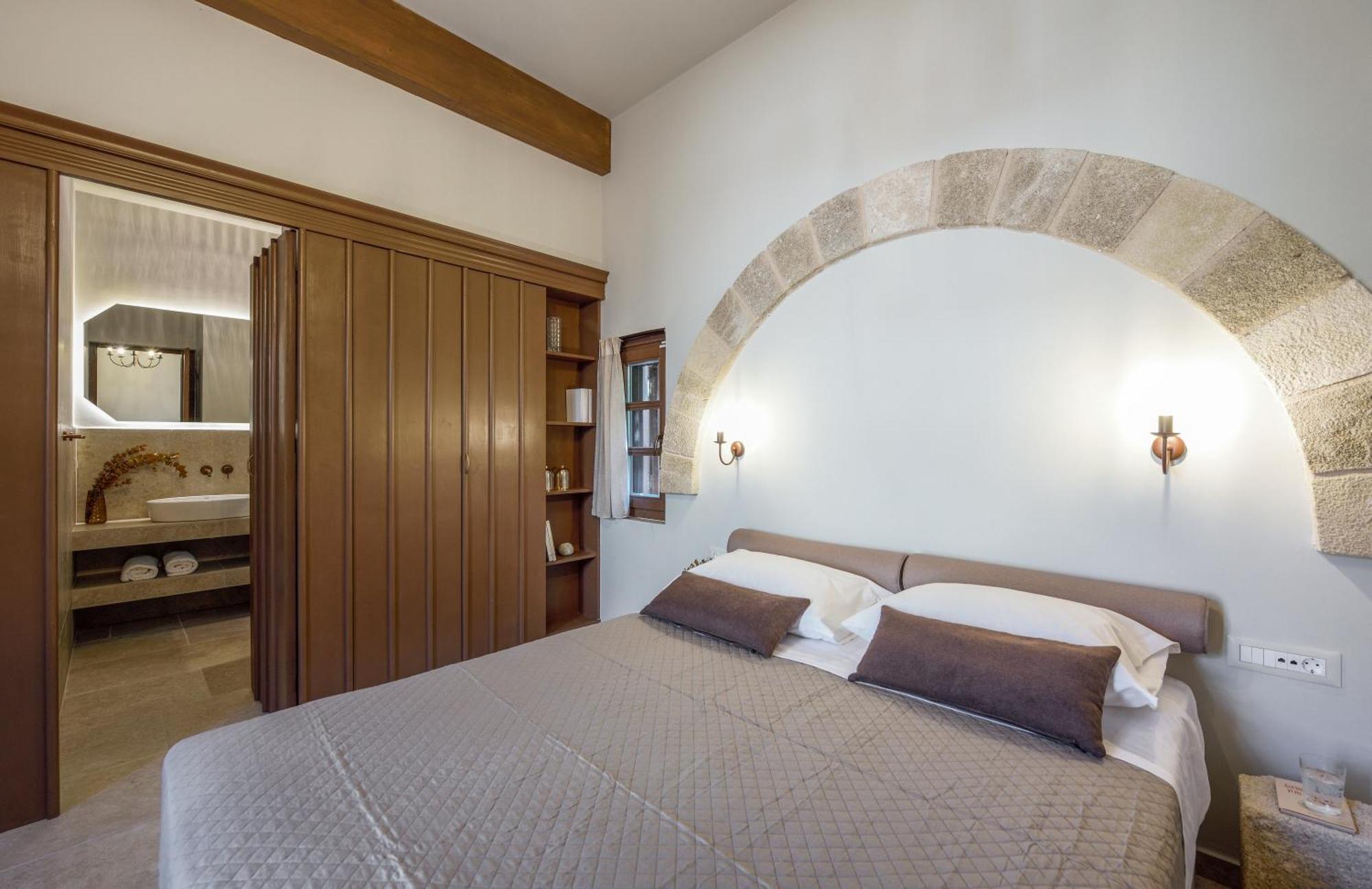 Spanish Knights Inn Rhodes City Екстериор снимка