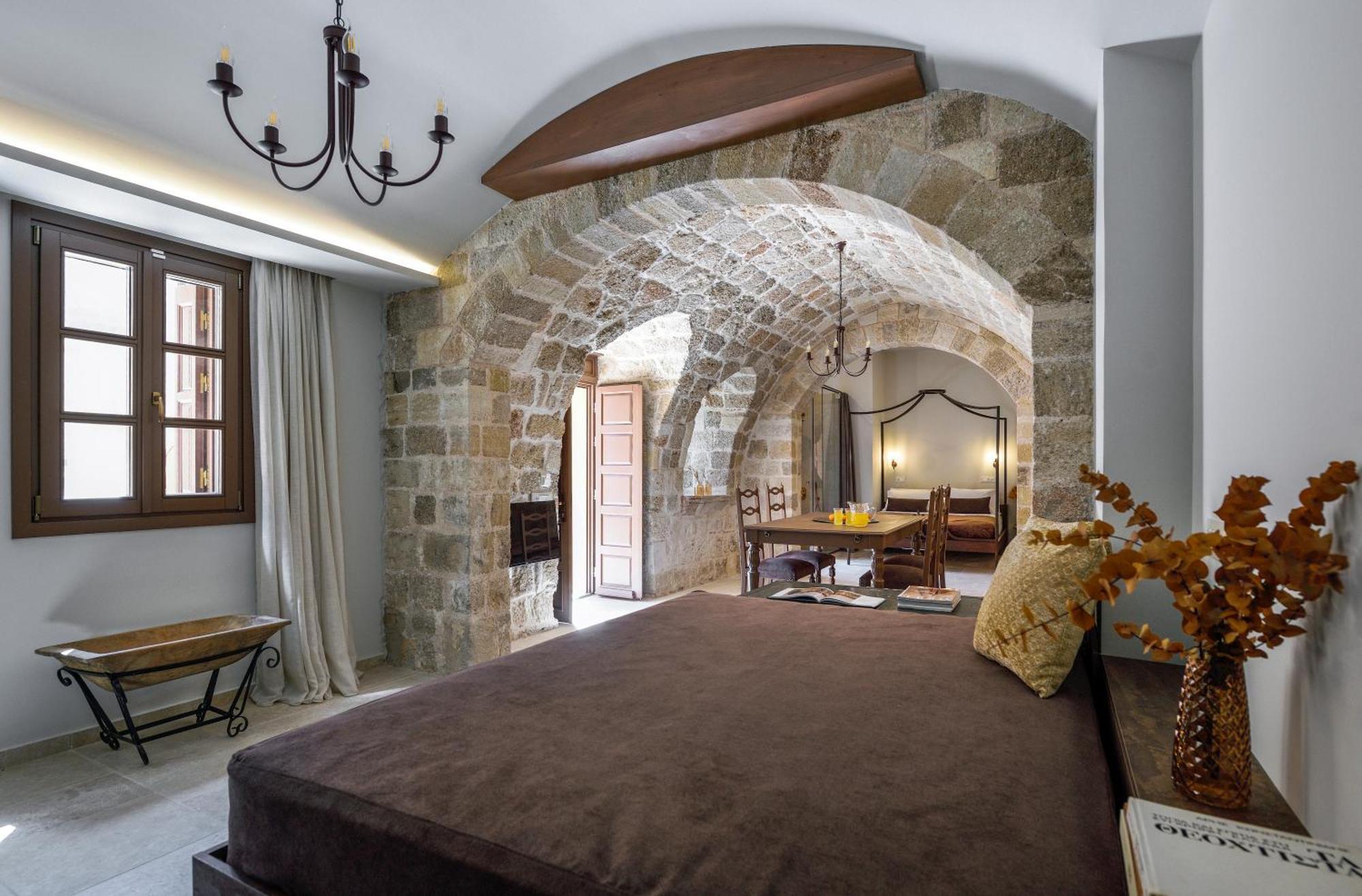 Spanish Knights Inn Rhodes City Екстериор снимка