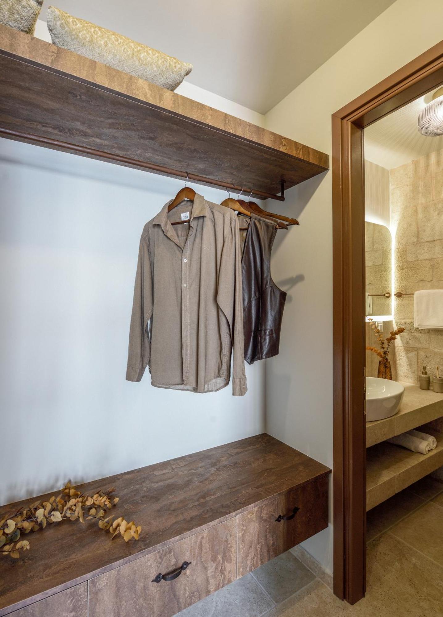 Spanish Knights Inn Rhodes City Екстериор снимка