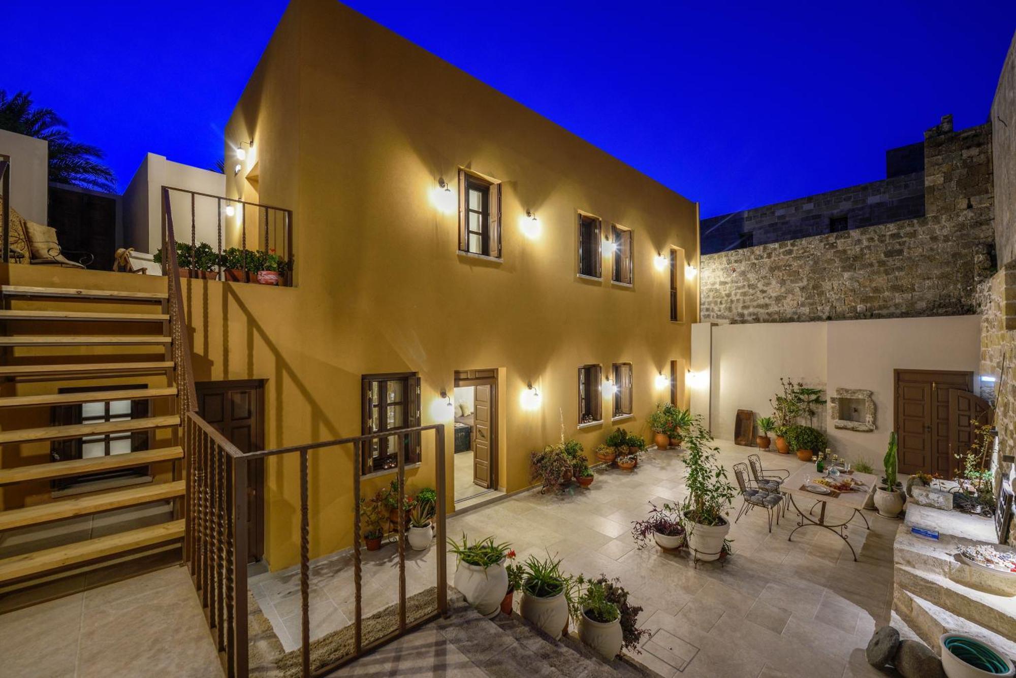 Spanish Knights Inn Rhodes City Екстериор снимка